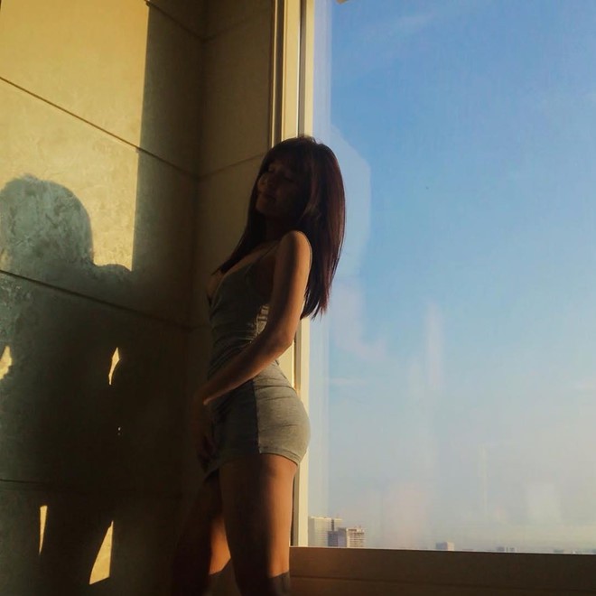 Nàng WAG Việt nào chuộng phong cách ăn mặc sexy, quyến rũ? - Ảnh 10.