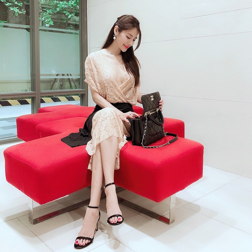 Sao Việt hôm nay (12/5): Tâm thư xúc động của Nhã Phương viết về mẹ, Lan Khuê xác nhận chuyện có em bé - Ảnh 10.
