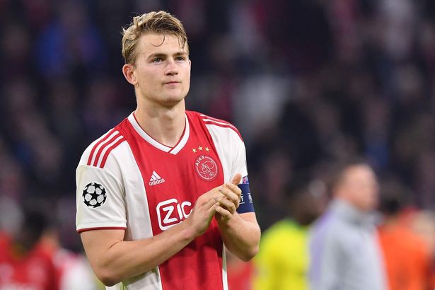 Tin chuyển nhượng MU ngày 13/5: Lukaku, Sanchez đào tẩu tới Juventus, Solskjaer nhắm đội trưởng Ajax - Ảnh 1. Tin chuyển nhượng MU ngày 13/5: Lukaku, Sanchez đào tẩu tới Juventus, Solskjaer nhắm đội trưởng Ajax - Ảnh 1.