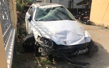 Tài xế có nồng độ cồn cao lao vào bùng binh làm 4 người bị thương