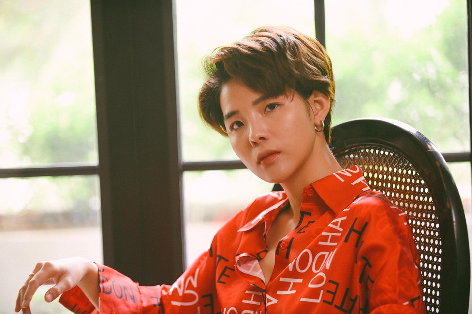 Những giọng ca có phong cách tomboy cá tính và tài năng của showbiz Việt - Ảnh 4. Những giọng ca có phong cách tomboy cá tính và tài năng của showbiz Việt - Ảnh 4.