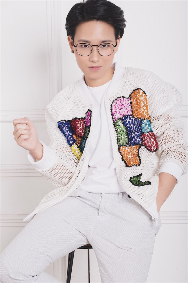 Những giọng ca có phong cách tomboy cá tính và tài năng của showbiz Việt - Ảnh 5. Những giọng ca có phong cách tomboy cá tính và tài năng của showbiz Việt - Ảnh 5.