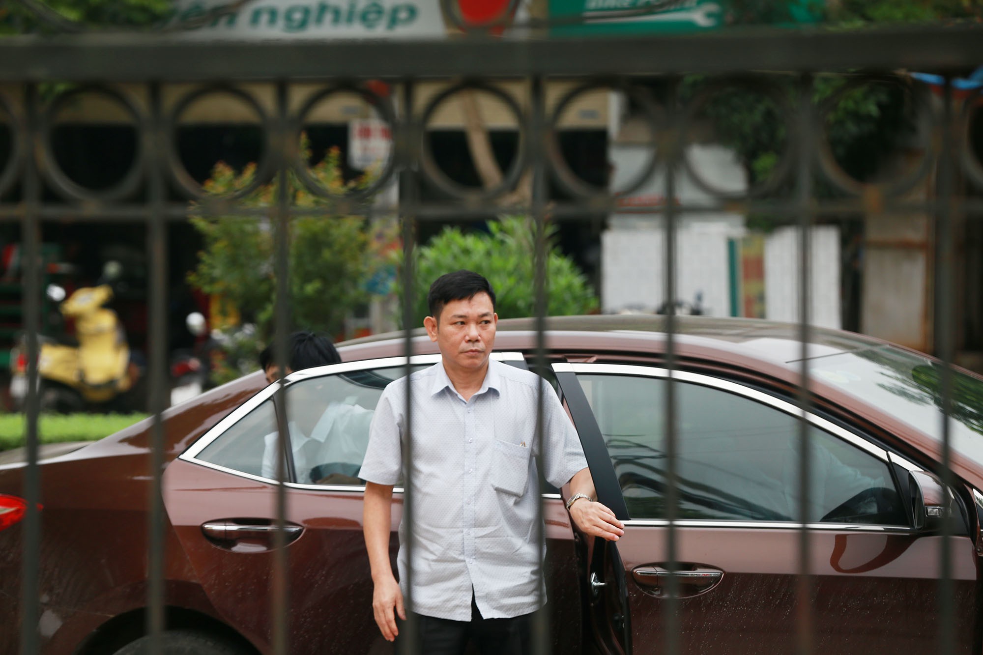 Vụ chạy thận khiến 9 người tử vong: Hoàng Công Lương hầu tòa phúc thẩm - Ảnh 7. Vụ chạy thận khiến 9 người tử vong: Hoàng Công Lương hầu tòa phúc thẩm - Ảnh 7.