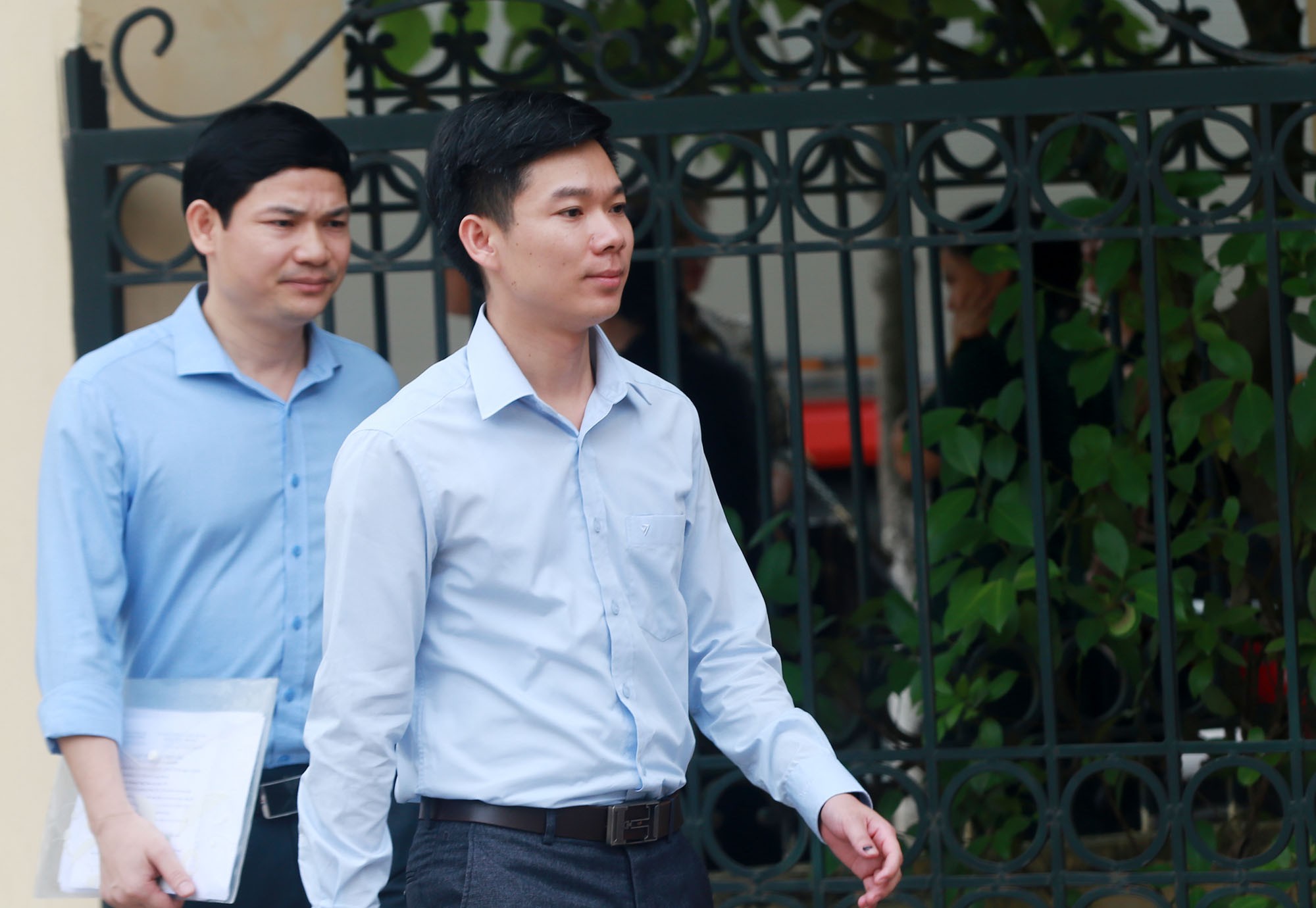 Vụ chạy thận khiến 9 người tử vong: Hoàng Công Lương hầu tòa phúc thẩm - Ảnh 6. Vụ chạy thận khiến 9 người tử vong: Hoàng Công Lương hầu tòa phúc thẩm - Ảnh 6.