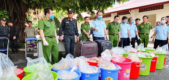 Triệt phá vụ 500kg ma túy ketamine: Lần theo dấu vết ông trùm xuyên quốc gia - Ảnh 2. Triệt phá vụ 500kg ma túy ketamine: Lần theo dấu vết ông trùm xuyên quốc gia - Ảnh 2.