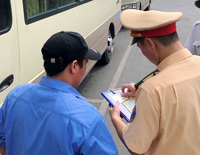 Phát hiện nhiều tài xế xe khách Hà Nội dính ma túy - Ảnh 6. Phát hiện nhiều tài xế xe khách Hà Nội dính ma túy - Ảnh 6.