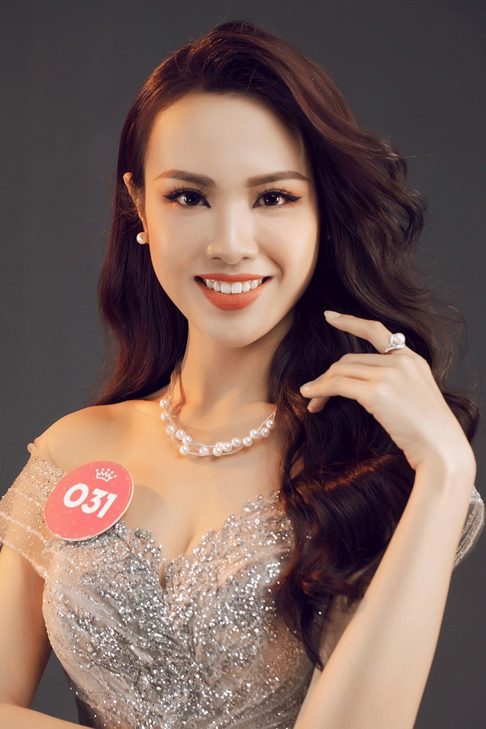 Những nhan sắc được kì vọng tham gia Hoa hậu Thế giới - Việt Nam 2019 - Ảnh 7. Những nhan sắc được kì vọng tham gia Hoa hậu Thế giới - Việt Nam 2019 - Ảnh 7.
