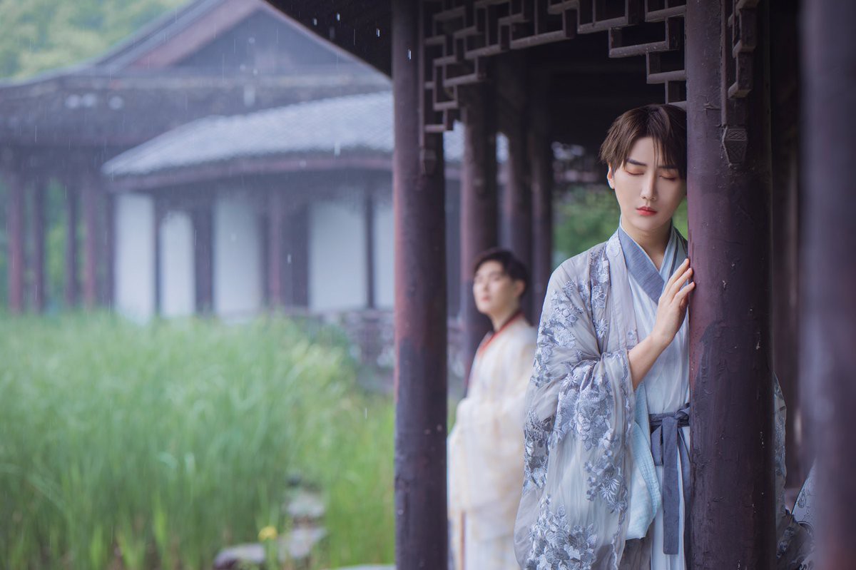 Bộ ảnh như hoa như mộng của cặp đôi đam mỹ nổi tiếng trong giới cosplay khiến nhiều người ngất ngây - Ảnh 1. Bộ ảnh như hoa như mộng của cặp đôi đam mỹ nổi tiếng trong giới cosplay khiến nhiều người ngất ngây - Ảnh 1.
