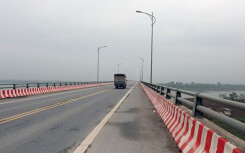 Tìm nhà đầu tư làm BOT cao tốc Bắc - Nam ở... nước ngoài