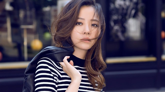 Sao Hoa ngữ - Người suýt tự tử, kẻ bỏ cả mẹ ruột vì quá lụy tình - Ảnh 10. Sao Hoa ngữ - Người suýt tự tử, kẻ bỏ cả mẹ ruột vì quá lụy tình - Ảnh 10.
