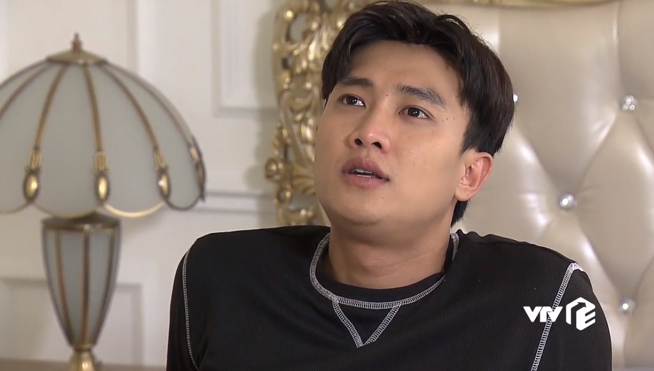 Về nhà đi con tập 22: Vũ ngỡ ngàng biết Thư còn trong trắng, Dương bỏ thi để kiếm tiền giúp chị trả nợ - Ảnh 12. Về nhà đi con tập 22: Vũ ngỡ ngàng biết Thư còn trong trắng, Dương bỏ thi để kiếm tiền giúp chị trả nợ - Ảnh 12.