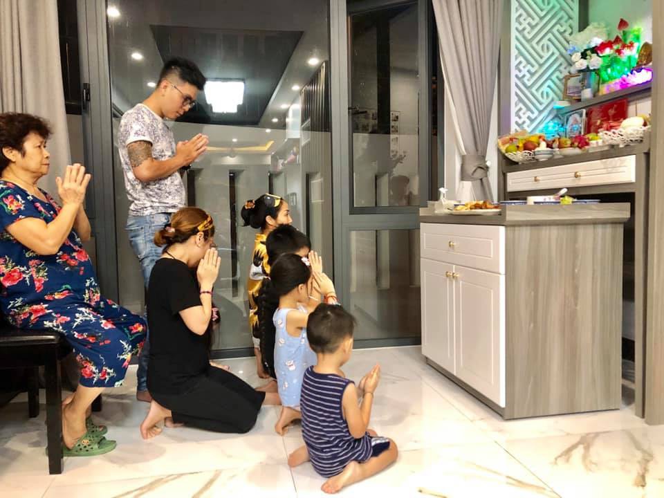 Sao Việt hôm nay (14/5): Ngọc Trinh tỏ tình bạn trai đại gia, Phạm Hương chuẩn bị tái xuất showbiz - Ảnh 10. Sao Việt hôm nay (14/5): Ngọc Trinh tỏ tình bạn trai đại gia, Phạm Hương chuẩn bị tái xuất showbiz - Ảnh 10.