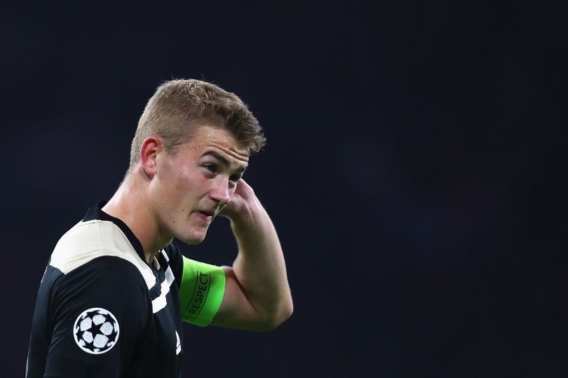 Tin chuyển nhượng hôm nay (15/5): Barca mời hụt HLV Ajax, bể kế hoạch câu De Ligt, Liverpool vào cuộc - Ảnh 1. Tin chuyển nhượng hôm nay (15/5): Barca mời hụt HLV Ajax, bể kế hoạch câu De Ligt, Liverpool vào cuộc - Ảnh 1.