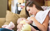 Mẹ trẻ nên ghi nhớ điều này nếu thương và muốn nuôi con bằng sữa mẹ hoàn toàn