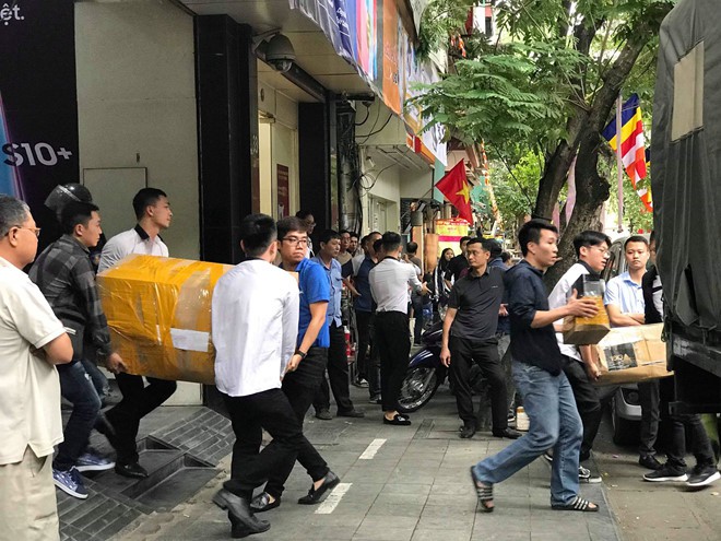 VKS tối cao phê chuẩn Lệnh bắt ông chủ Nhật Cường Mobile - Ảnh 3. VKS tối cao phê chuẩn Lệnh bắt ông chủ Nhật Cường Mobile - Ảnh 3.