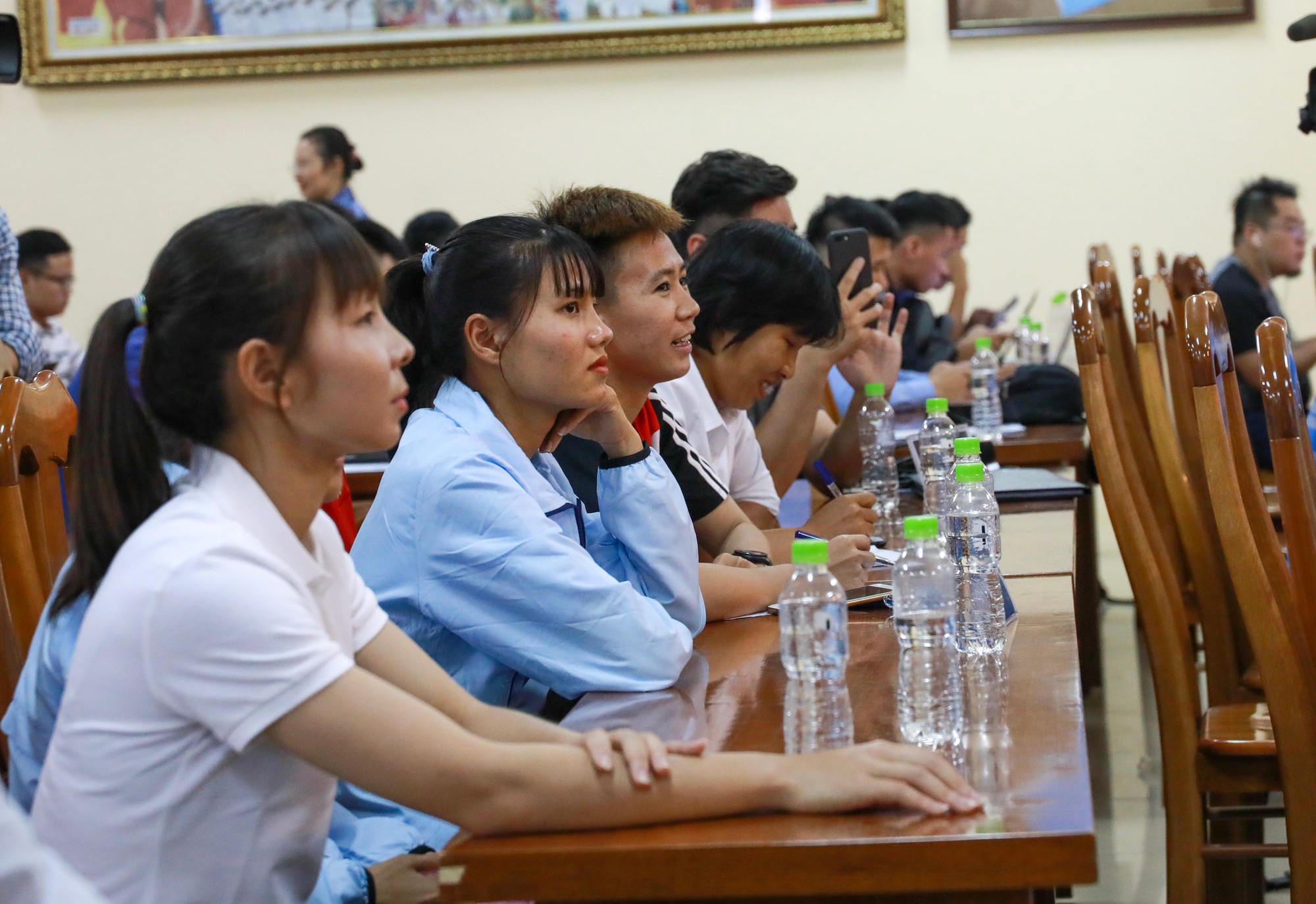 7 đội bóng sẽ tham gia tranh tài tại giải bóng đá nữ VĐQG- Cup Thái Sơn Bắc - Ảnh 2. 7 đội bóng sẽ tham gia tranh tài tại giải bóng đá nữ VĐQG- Cup Thái Sơn Bắc - Ảnh 2.