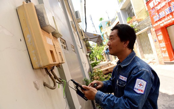 Cử tri TP HCM đề nghị bỏ giá điện bậc thang - Ảnh 1. Cử tri TP HCM đề nghị bỏ giá điện bậc thang - Ảnh 1.