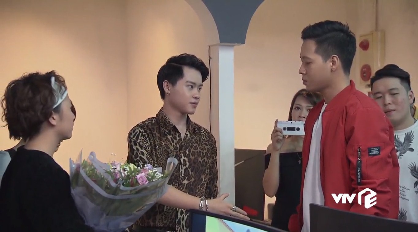 Về nhà đi con tập 23: Thư cay đắng chấp nhận mang danh gái làm tiền có nghề để lấy 1000 USD của Vũ - Ảnh 14.