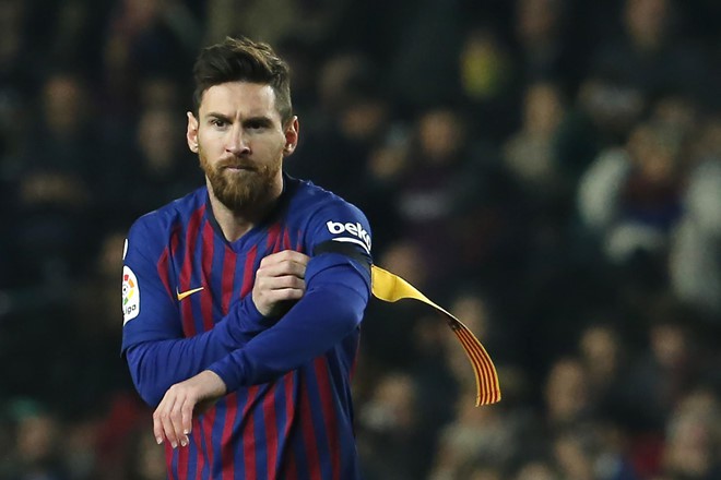 Siêu đội hình Barca mùa tới với 3 ngôi sao trị giá hơn 270 triệu euro - Ảnh 9. Siêu đội hình Barca mùa tới với 3 ngôi sao trị giá hơn 270 triệu euro - Ảnh 9.