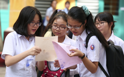 Thi lớp 10 ở Đà Nẵng: Phụ huynh bức xúc vì bỏ môn Ngoại ngữ, thay đổi qui định chóng mặt