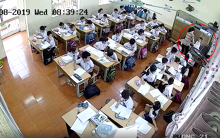 'Buộc thôi việc cô giáo tát tới tấp học sinh trong phòng thi là xứng đáng'
