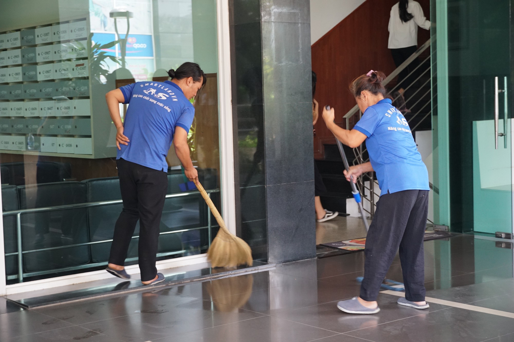 Nam công nhân trả lại 7.400 USD: Tiền từ hai bàn tay mình mới quí, tôi còn sức lao động làm sẽ có - Ảnh 3. Nam công nhân trả lại 7.400 USD: Tiền từ hai bàn tay mình mới quí, tôi còn sức lao động làm sẽ có - Ảnh 3.