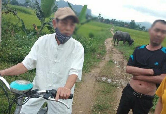 Khởi tố bị can vụ ông già gần 80 tuổi dâm ô bé gái 9 tuổi - Ảnh 1. Khởi tố bị can vụ ông già gần 80 tuổi dâm ô bé gái 9 tuổi - Ảnh 1.