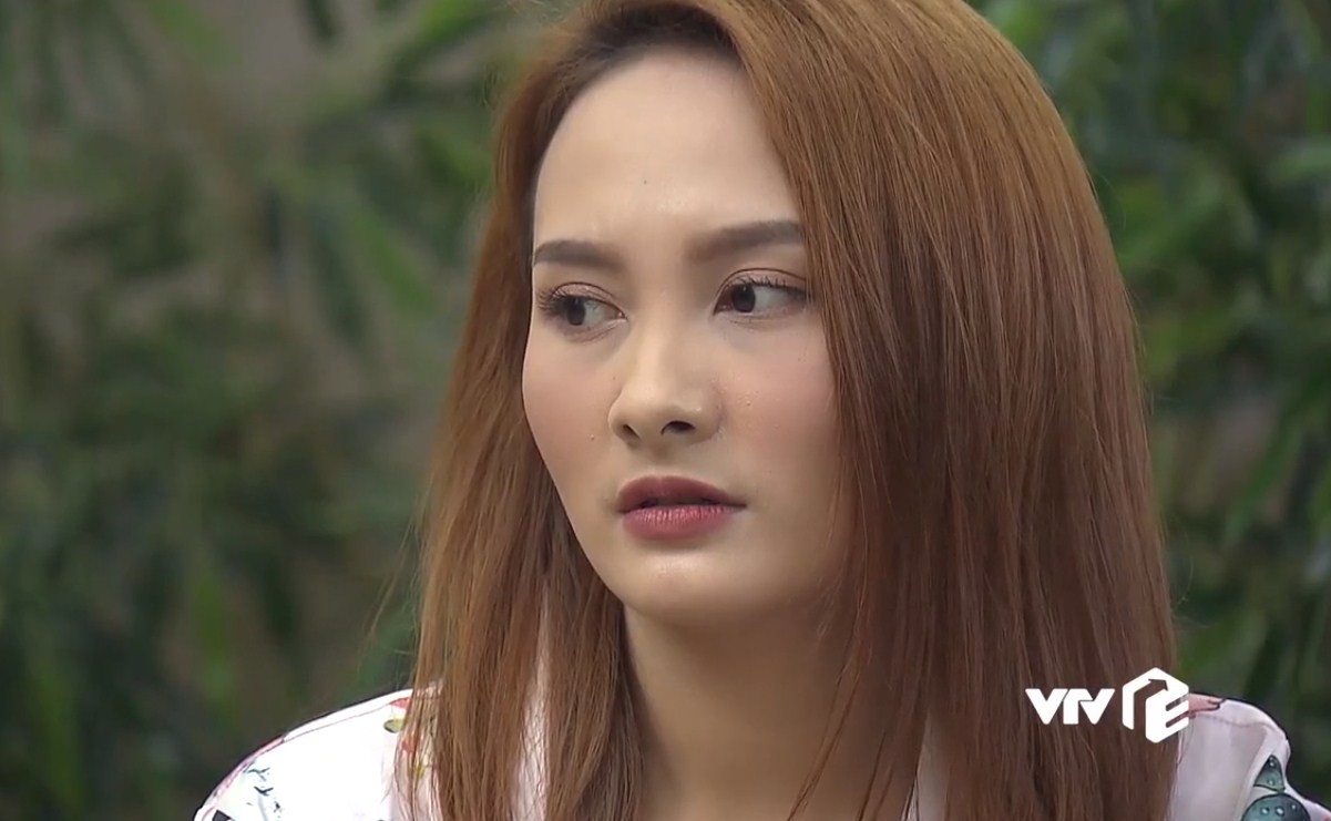 Về nhà đi con tập 24: Huệ thẳng tay đuổi việc em chồng, mang cháo đến cho người yêu cũ - Ảnh 15. Về nhà đi con tập 24: Huệ thẳng tay đuổi việc em chồng, mang cháo đến cho người yêu cũ - Ảnh 15.