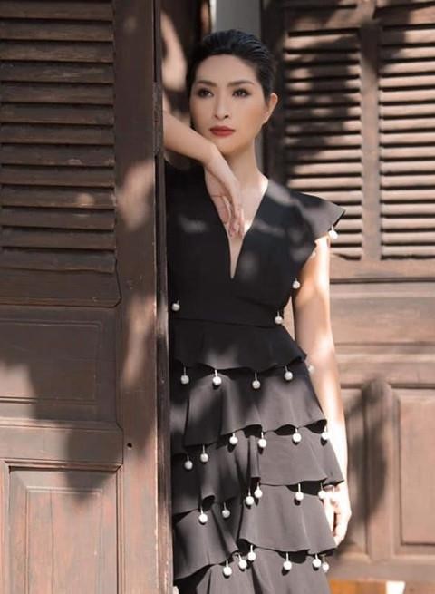 Khi sex có thể trở thành công cụ PR của showbiz Việt - Ảnh 2. Khi sex có thể trở thành công cụ PR của showbiz Việt - Ảnh 2.