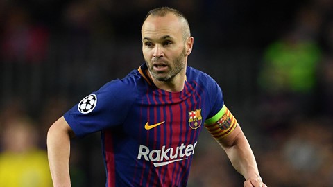 Ronaldo đứng sau Messi ở top cầu thủ vĩ đại 25 năm qua - Ảnh 3.