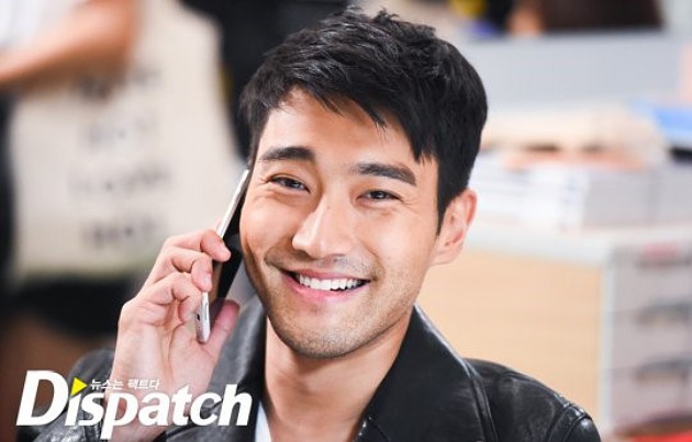 Ca sĩ Choi Siwon: Hoàng tử đời thật với xuất thân hoàng gia, sở hữu gia tài khủng đứng thứ 2 làng giải trí Hàn - Ảnh 8. Ca sĩ Choi Siwon: Hoàng tử đời thật với xuất thân hoàng gia, sở hữu gia tài khủng đứng thứ 2 làng giải trí Hàn - Ảnh 8.