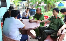 Hiện trường nghi án 2 thi thể nam giới trong bồn nhựa lấp đầy bê tông