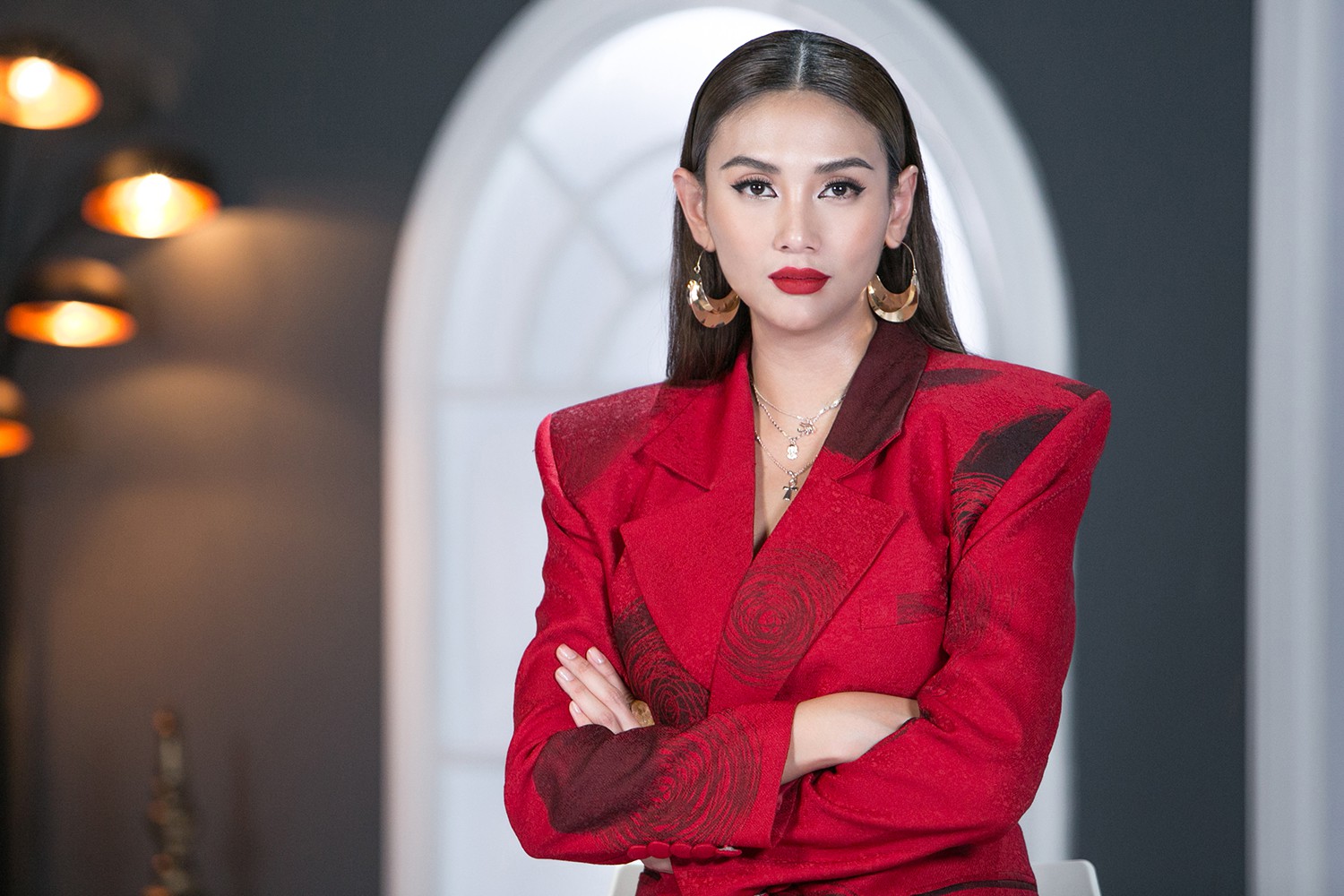 Vietnams Next Top Model 2019: Thanh Hằng khó tham gia mùa 9, Võ Hoàng Yến, Hương Giang được dân mạng ủng hộ - Ảnh 2. Vietnams Next Top Model 2019: Thanh Hằng khó tham gia mùa 9, Võ Hoàng Yến, Hương Giang được dân mạng ủng hộ - Ảnh 2.