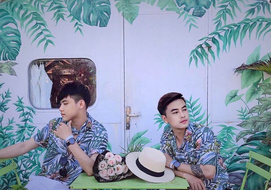 Chuyện tình bạn thân và con đường dẫn đến tình yêu của cặp đôi LGBT Trọng Nguyễn - Tuấn Khôi - Ảnh 2. Chuyện tình bạn thân và con đường dẫn đến tình yêu của cặp đôi LGBT Trọng Nguyễn - Tuấn Khôi - Ảnh 2.