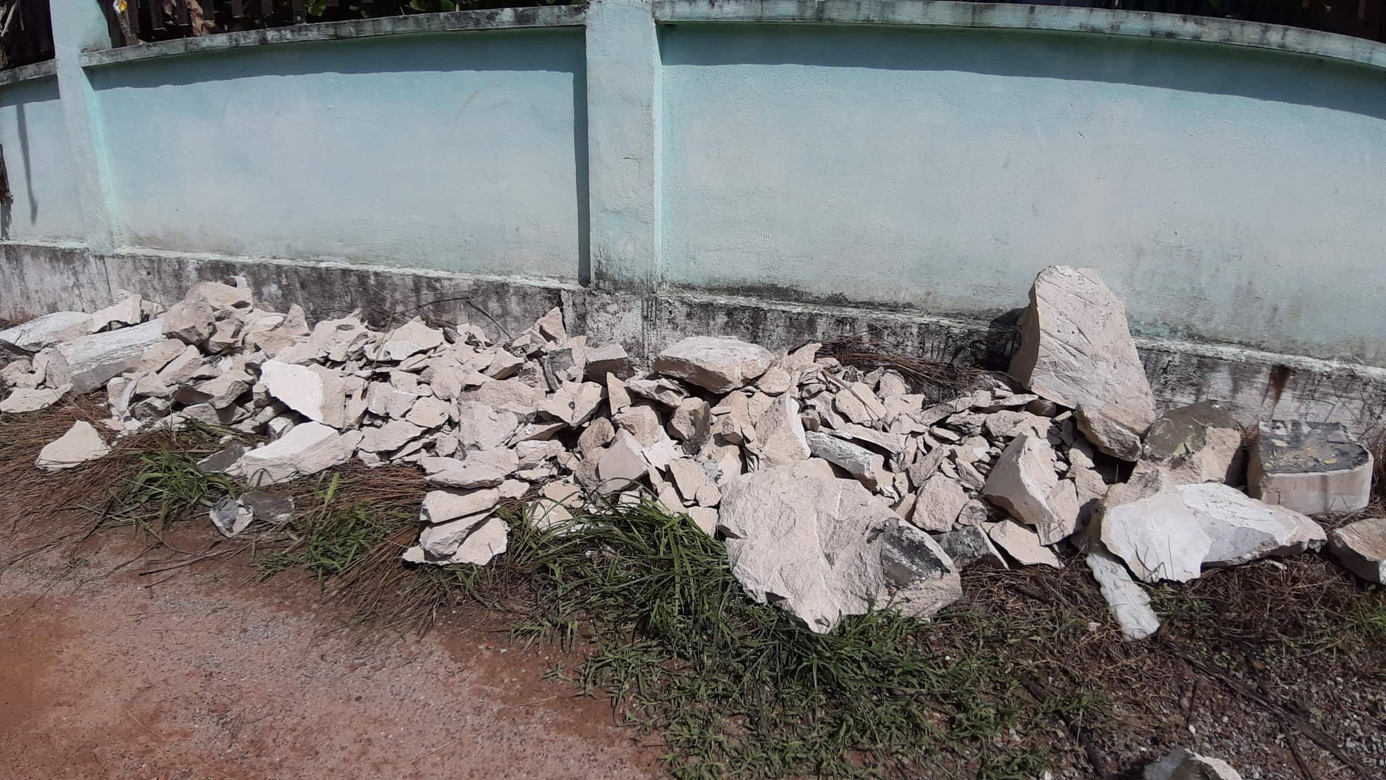 Vụ thi thể bị đổ bê tông ở Bình Dương: Công an đã có nhận diện hai phụ nữ bí ẩn - Ảnh 4. Vụ thi thể bị đổ bê tông ở Bình Dương: Công an đã có nhận diện hai phụ nữ bí ẩn - Ảnh 4.