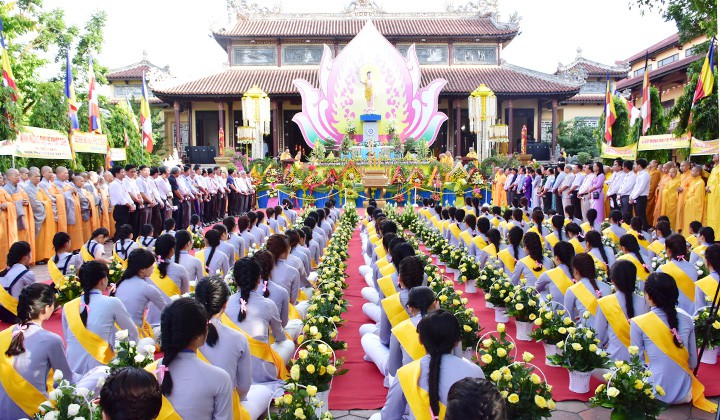 Những điều nên và không nên làm trong ngày lễ Phật Đản - Ảnh 1.