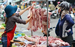 Người tiêu dùng ngại không dám ăn thịt heo vì dịch tả châu Phi, TP HCM cam kết: ‘Thành phố vẫn bảo đảm nguồn heo sạch’
