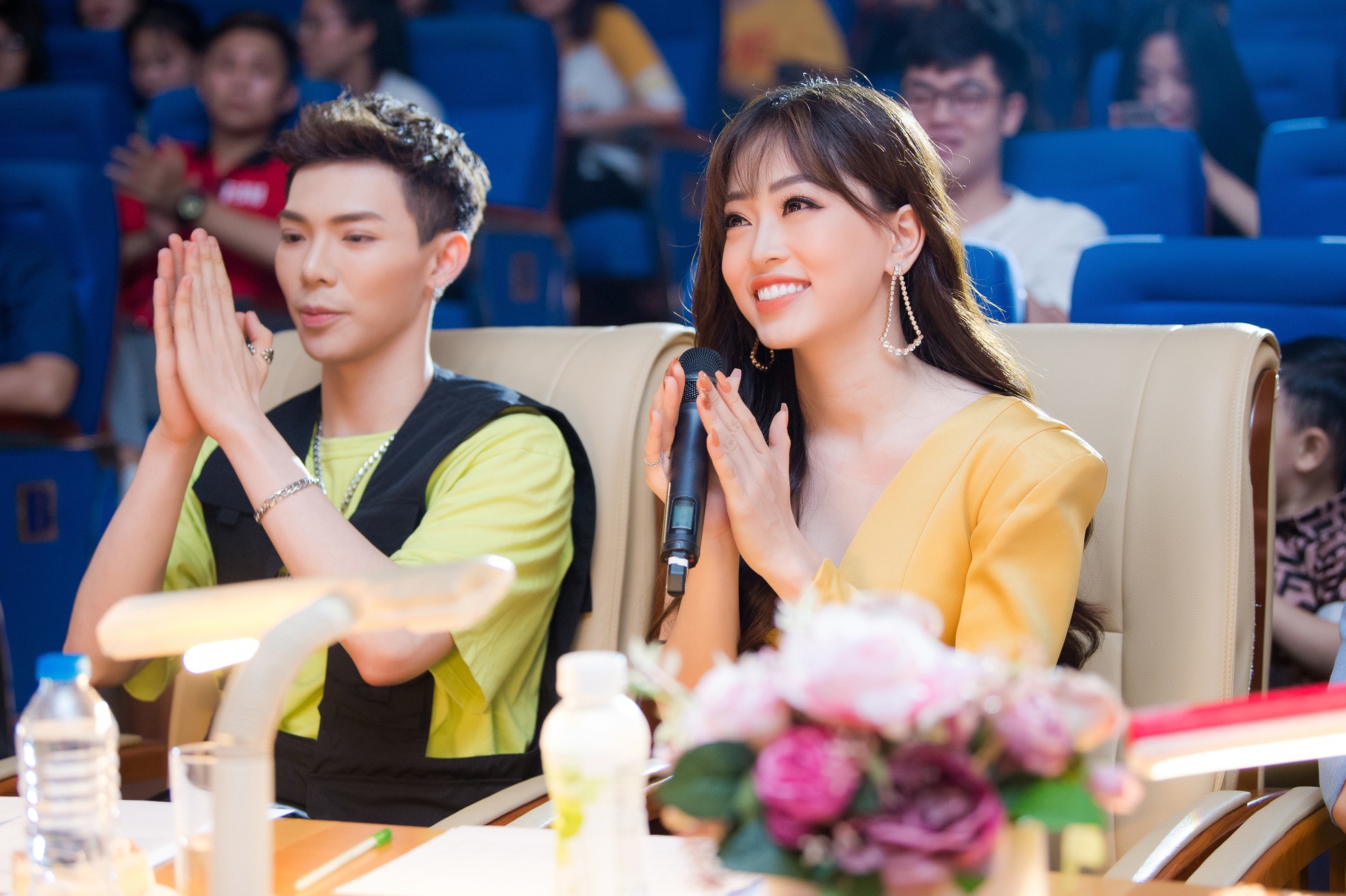 Á hậu Phương Nga bắt tay Erik tìm kiếm tài năng - Ảnh 1. Á hậu Phương Nga bắt tay Erik tìm kiếm tài năng - Ảnh 1.