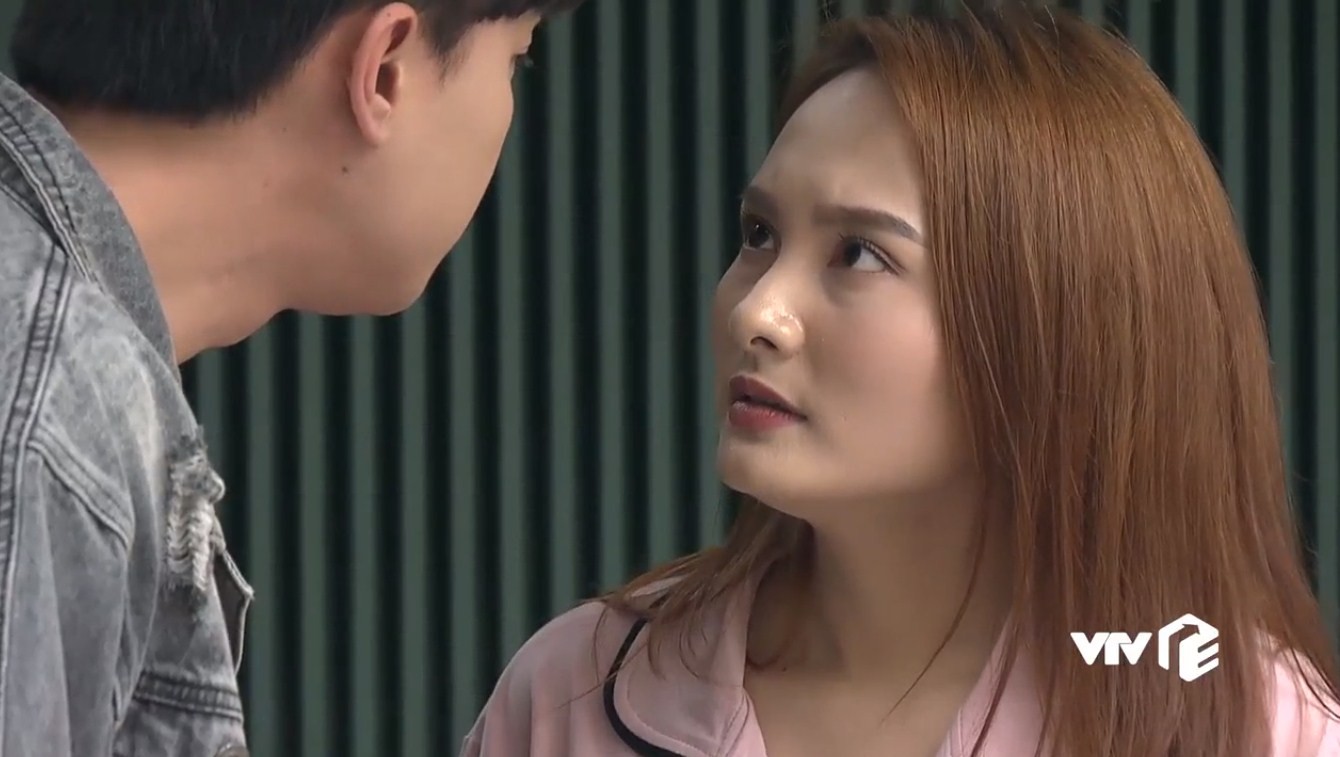 Về nhà đi con tập 26: Vũ ra giá 300 triệu để bồi thường về chuyện cái thai, Anh Thư uất nghẹn lao đến viện giải quyết - Ảnh 6. Về nhà đi con tập 26: Vũ ra giá 300 triệu để bồi thường về chuyện cái thai, Anh Thư uất nghẹn lao đến viện giải quyết - Ảnh 6.