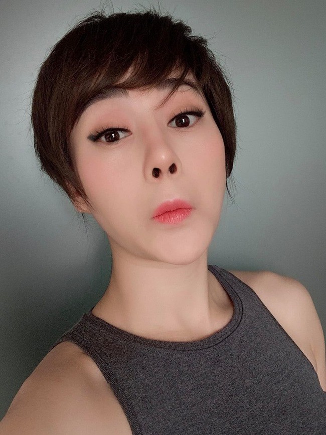 Sao Việt hôm nay (18/5): Sơn Tùng tung teaser phim ngắn, thêm động thái khẳng định Bảo Anh và Hồ Quang Hiếu yêu lại từ đầu - Ảnh 10. Sao Việt hôm nay (18/5): Sơn Tùng tung teaser phim ngắn, thêm động thái khẳng định Bảo Anh và Hồ Quang Hiếu yêu lại từ đầu - Ảnh 10.