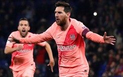 Kết quả Eibar vs Barcelona: Messi lập cú đúp siêu phẩm trong 1 phút, kết thúc La Liga với bàn thắng thứ 36