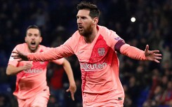 Chính thức: Học Ronaldo, Lionel Messi ra mắt thương hiệu thời trang riêng, bán quần áo trên cả Tmall