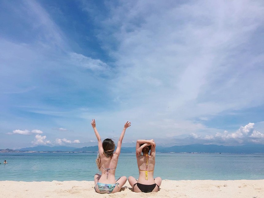 Điểm danh các bãi biển đẹp nhất Việt Nam để cùng hội chị em khám phá trọn mùa hè - Ảnh 9. Điểm danh các bãi biển đẹp nhất Việt Nam để cùng hội chị em khám phá trọn mùa hè - Ảnh 9.