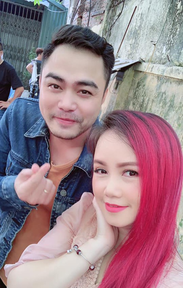 Diễn viên Về nhà đi con kiệt sức, đổ bệnh vì đóng phim giữa trời 40 độ C - Ảnh 1. Diễn viên Về nhà đi con kiệt sức, đổ bệnh vì đóng phim giữa trời 40 độ C - Ảnh 1.
