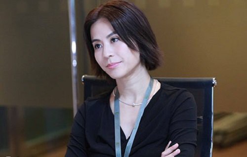 Đại Hoa đán TVB Tuyên Huyên: Xinh đẹp, thành công và nỗi cô đơn ở tuổi 48 - Ảnh 1. Đại Hoa đán TVB Tuyên Huyên: Xinh đẹp, thành công và nỗi cô đơn ở tuổi 48 - Ảnh 1.