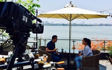 Diễn viên 'Về nhà đi con' kiệt sức, đổ bệnh vì đóng phim giữa trời 40 độ C