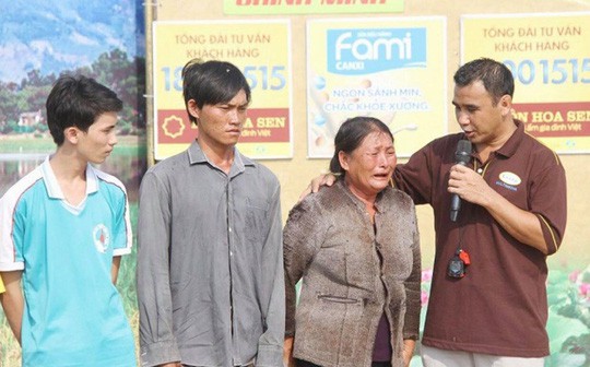 MC Quyền Linh tiết lộ gây sốc: Sẽ tạm dừng mọi hoạt động showbiz! - Ảnh 3. MC Quyền Linh tiết lộ gây sốc: Sẽ tạm dừng mọi hoạt động showbiz! - Ảnh 3.