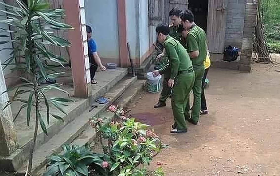 Tin tức pháp luật: Khởi tố ông bố đưa con trai đến trường rồi dâm ô 3 bé gái 7 tuổi - Ảnh 5.