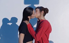 Cộng đồng LGBT thế giới hôm nay (20/5): Calvin Klein bị tố 'thả thính' cộng đồng LGBT trong quảng cáo mới