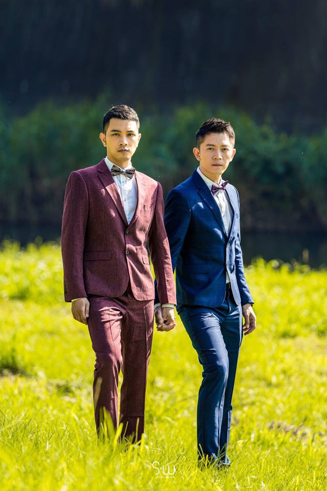 Hình ảnh đám cưới đẹp như trong mơ của cặp đôi đồng tính nam khiến nhiều người ghen tị - Ảnh 7. Hình ảnh đám cưới đẹp như trong mơ của cặp đôi đồng tính nam khiến nhiều người ghen tị - Ảnh 7.